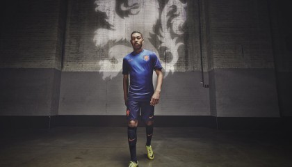 开云体育登录-保罗的生涯之夜，当哨声吹响，一个时代在美加墨的星空下转身