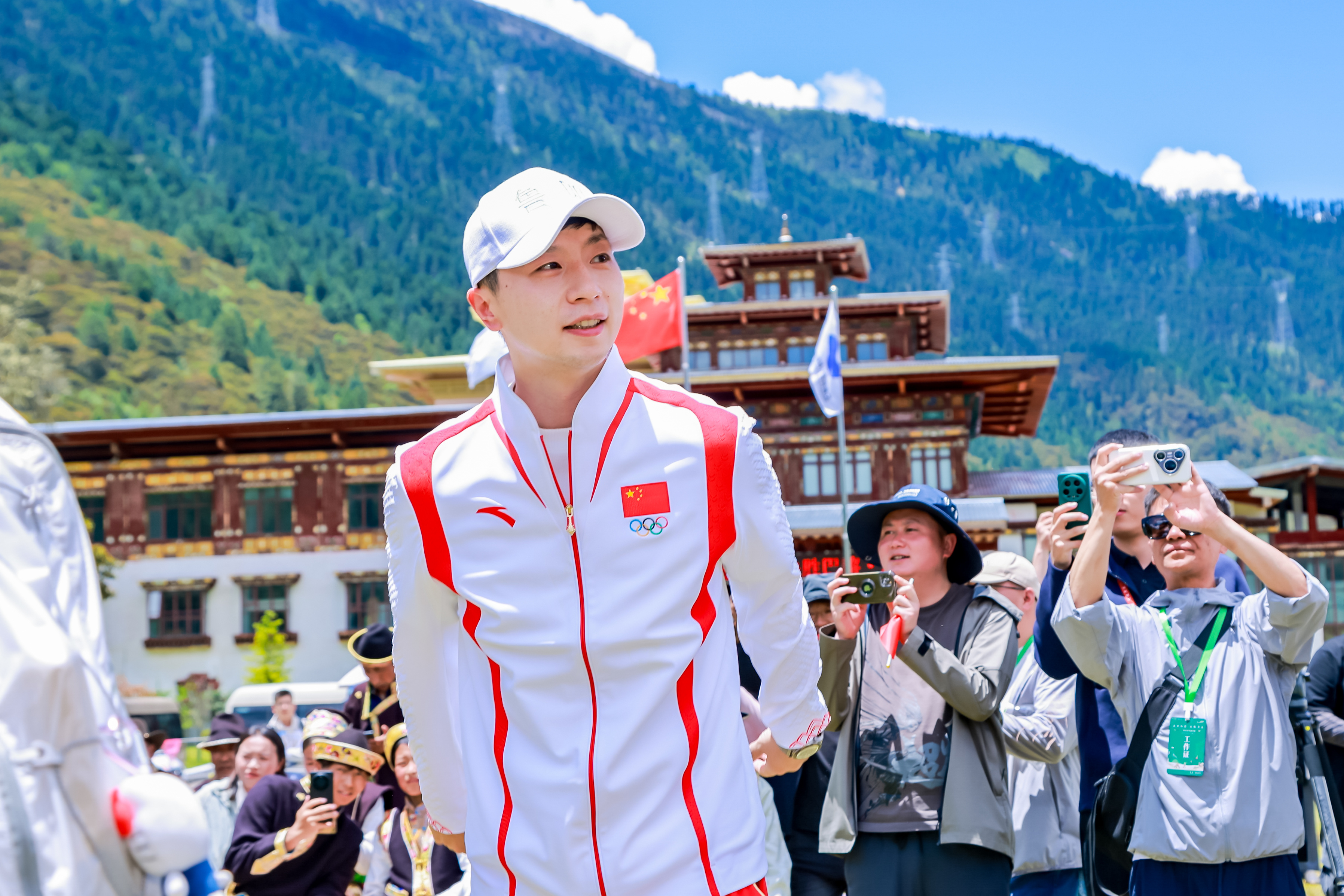 中国队轻取葡萄牙队，马龙高光表现